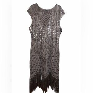 Sleeveless Silver Sequin Fringe Mini Flapper Dress Size 4XL NWOT #300